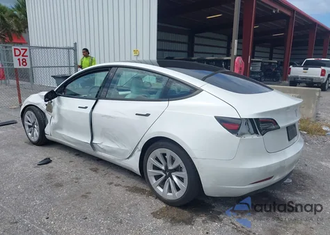 2021 Tesla Model 3 Standard Range Plus Rear-Wheel Drive from USA, damaged, VIN 5YJ3E1EA8MF921783